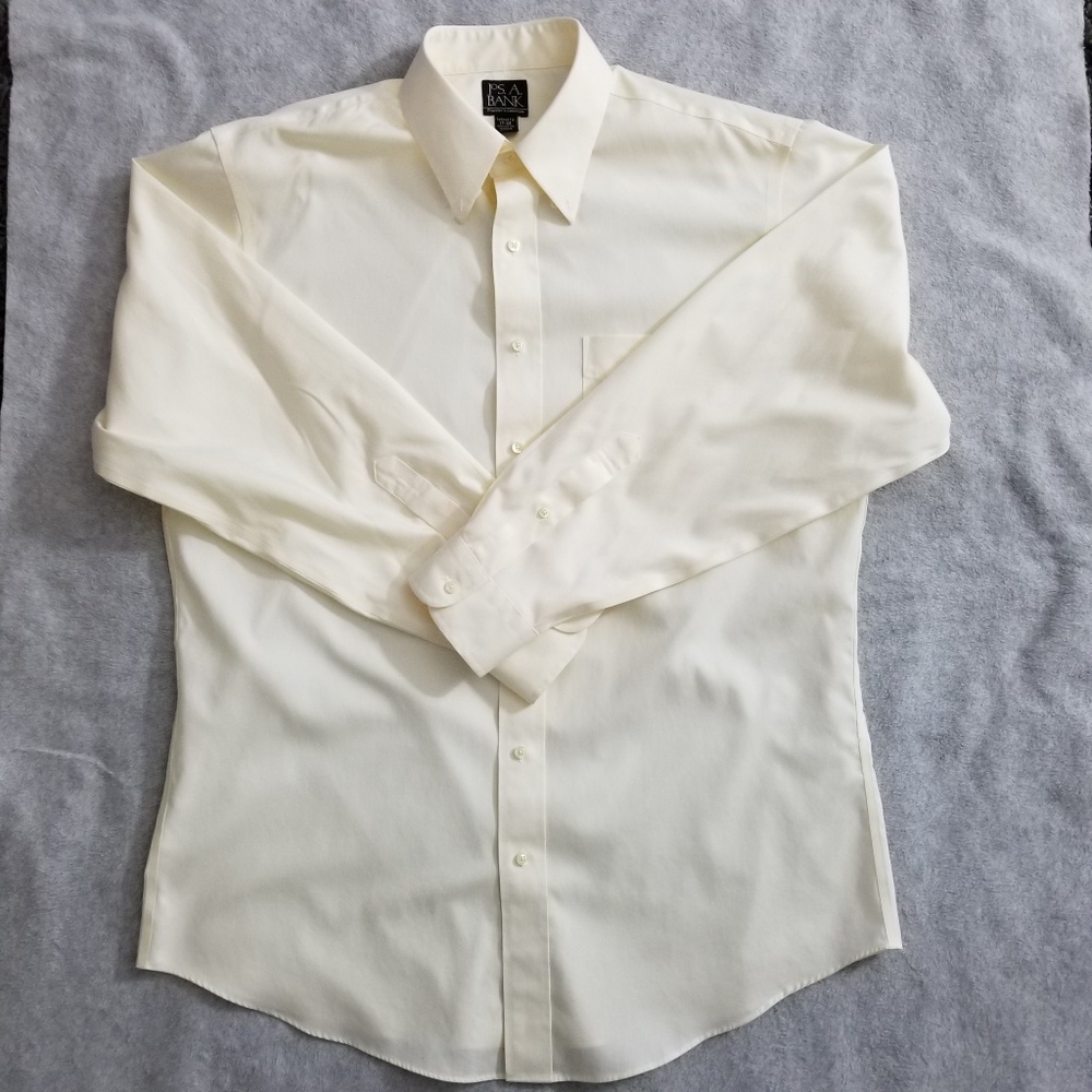 Jos A Bank Men's Mild Yellow Button Down Shirt